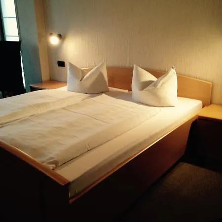 Gastehaus Hannelore 2* غايسلفيند