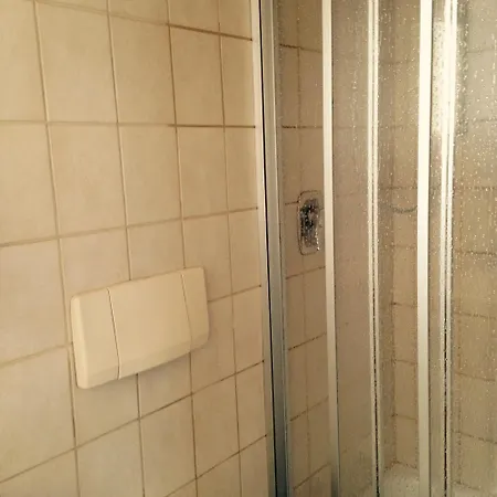 Отель Gaestehaus Hannelore Гайзельвинд